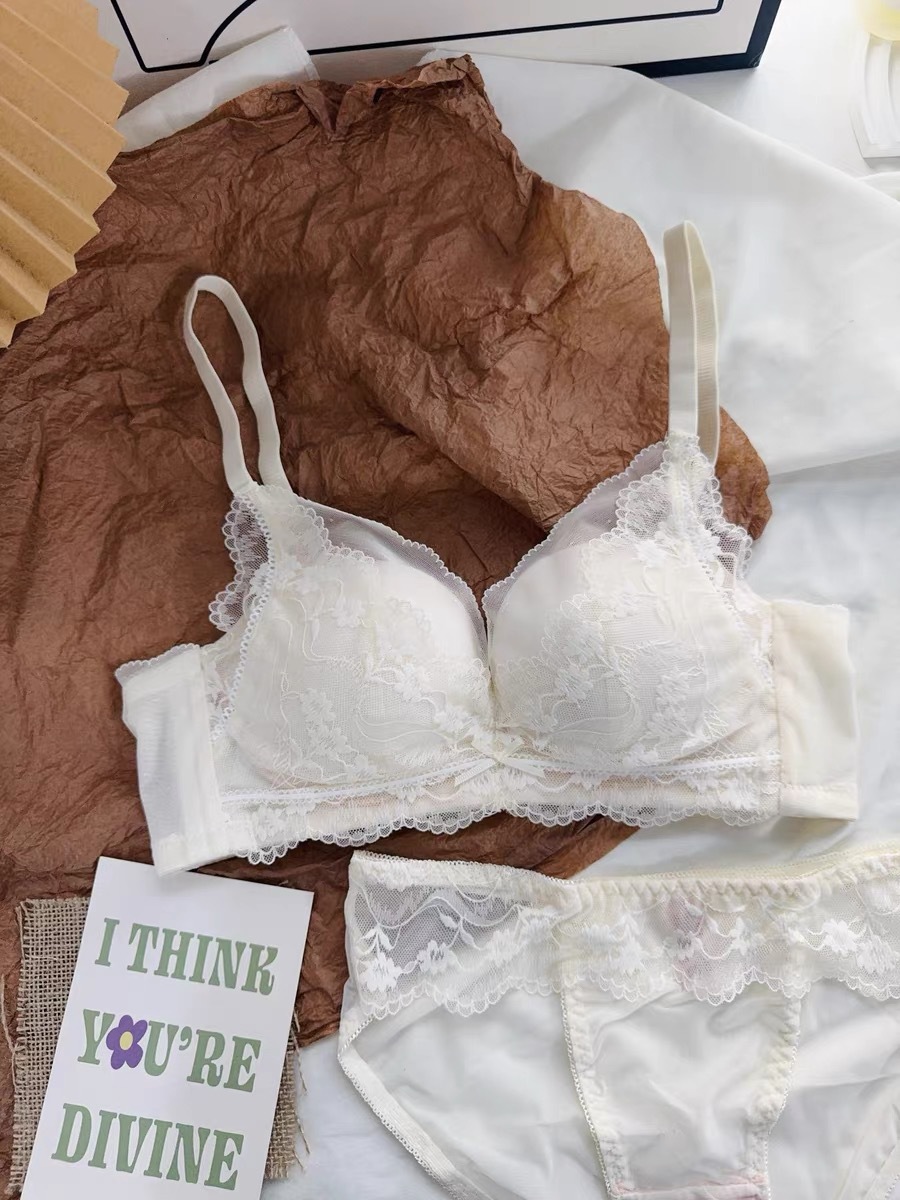 샴페인 화이트 슈트