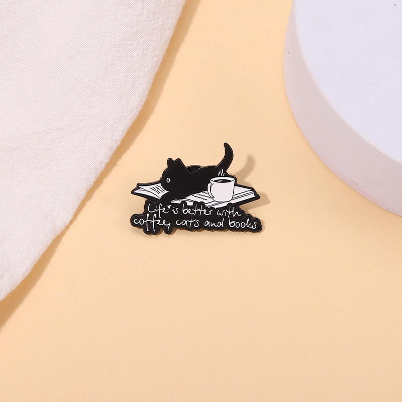 Fashion Letter Cat Alloy Unisex Brooches display picture 1