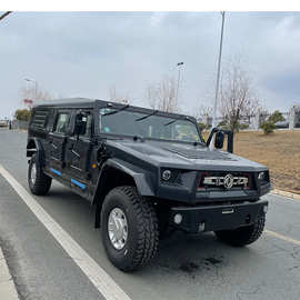 东风全驱猛士越野车价格---四驱猛士厢式车--猛士皮卡图片