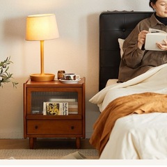 レトロな無垢材のベッドサイドキャビネット寝室のシンプルな収納キャビネット家庭用小型超狭い収納キャビネット収納ベッドサイドの小さなキャビネット