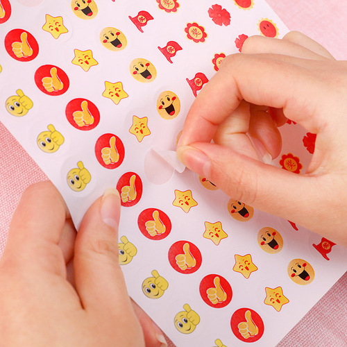 Little red flower reward stickers for elementary school students, cute thumb stickers, kindergarten praise smiley emoticon stickers, 10 pieces