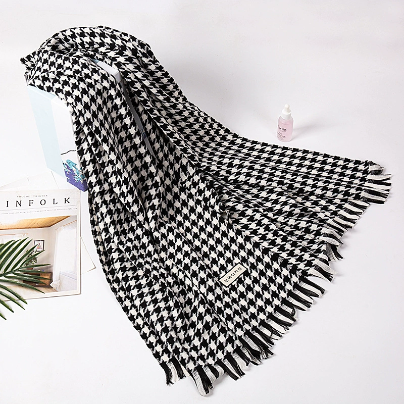 Winter keep warm scarf made of faux fur, fashionable cloak with tassels