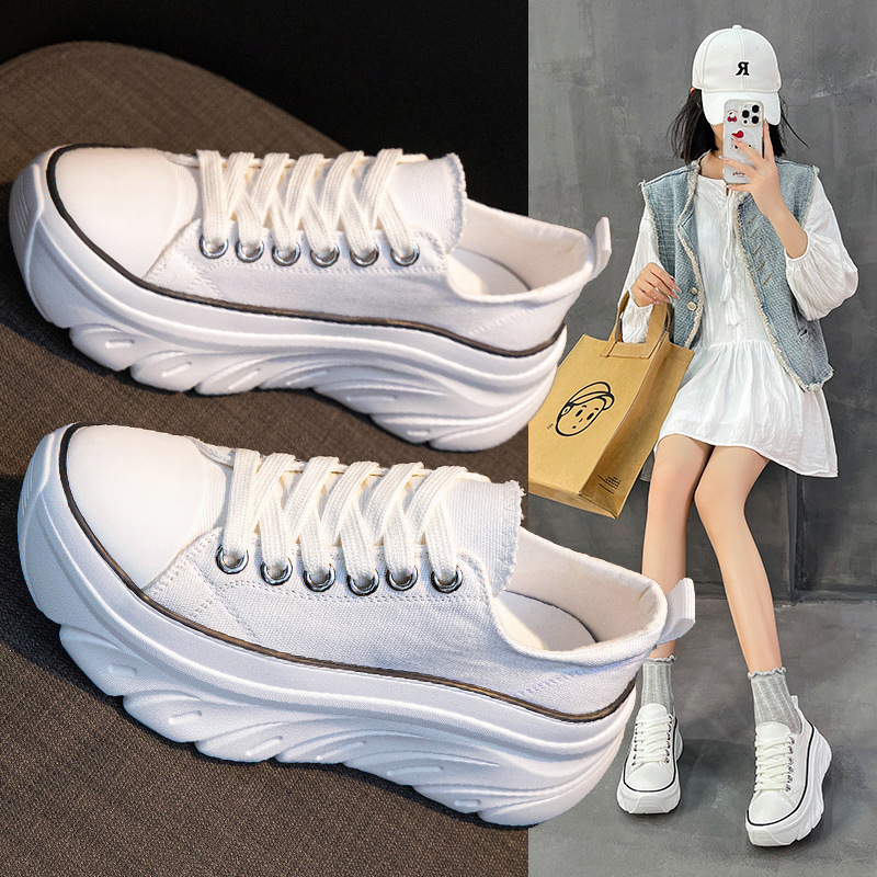 White Sneakers for Women, Spring/Summer 2025 New Style, Thick-Soled Casual Shoes, Versatile Platform Sports Shoes, Height-Increasing Casual Shoes, Small Sizes White Sneakers for Women, Spring/Summer 2025 New Style, Thick-Soled Casual Shoes, Versatile Platform Sports Shoes, Height-Increasing Casual Shoes, Small Sizes