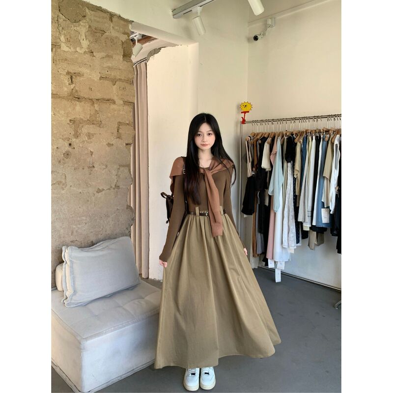 复古气质纯色圆领显瘦长袖连衣裙女秋设计感长袖拼接a字长裙披肩|undefined