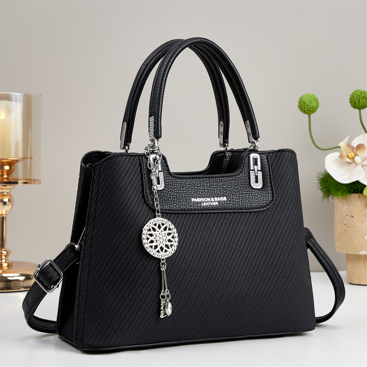 2025 nuevo bolso de mujer transfronterizo bolso de hombro de moda atmósfera bolso de mano de mujer mochila