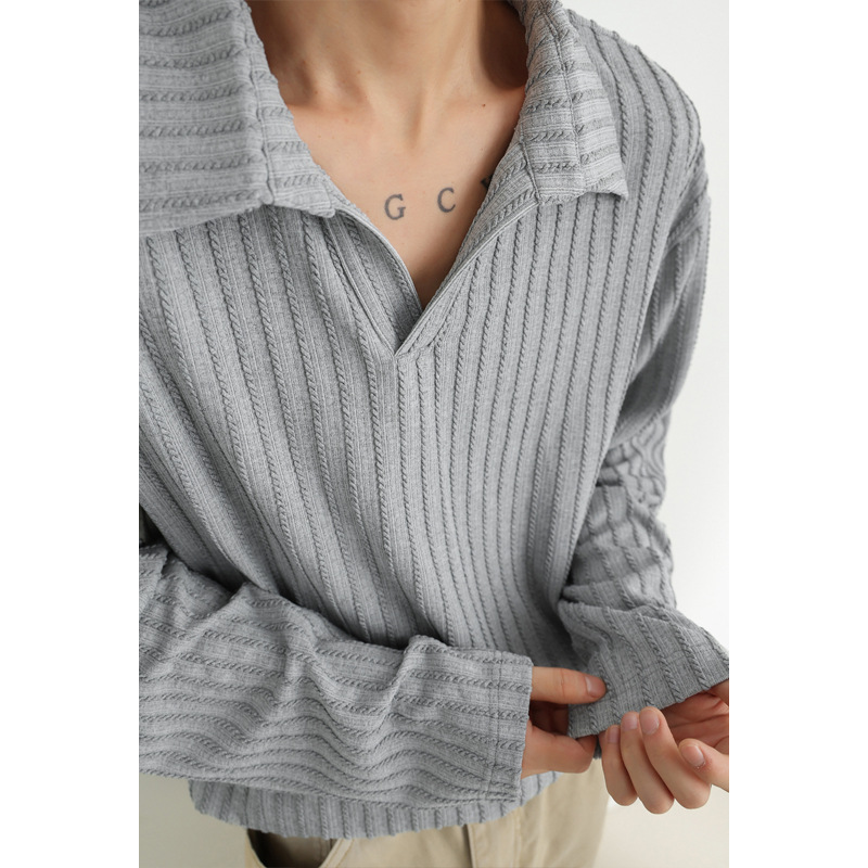 Wheat-pattern V-neck Polo Shirt For Men, Autumn Style, High-end Old Money Vibe, Relaxed Fit, Collared Sweatshirt, Worn_voghion.com