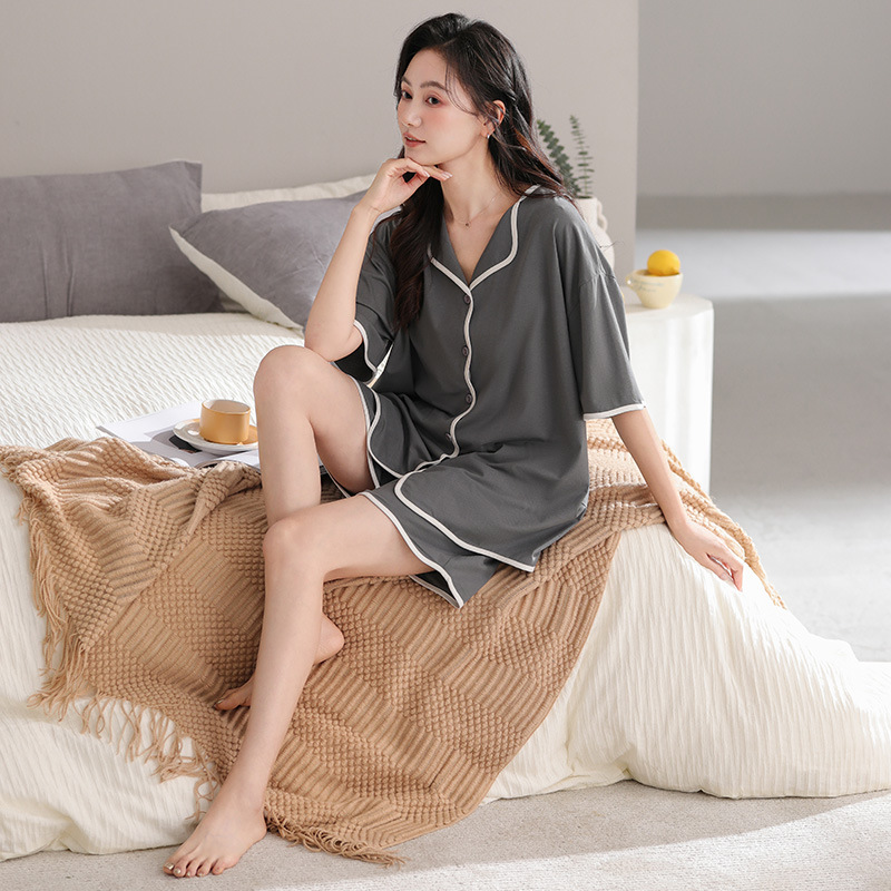 02G34235-TRC 여성