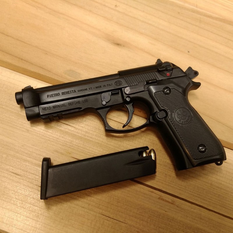 1:2.05合金帝国M92A1ベルレッタ模型玩具銃キーホルダー金属発射不可|undefined