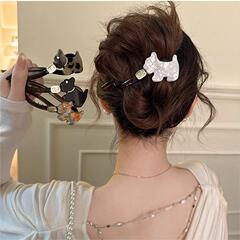 韓国子犬ツイストクリップ女性用 2025 新しいハイエンド後頭部ヘアクリップデザイン気質帽子