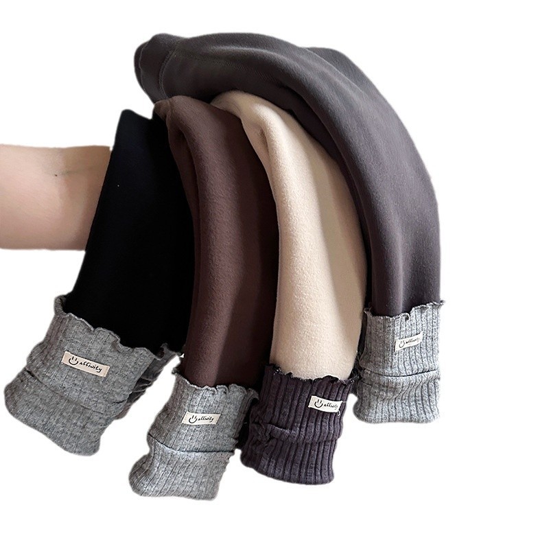 子供の星の丸い女の子のベルベットの厚い底のズボンの秋冬の服装の新型の韓国版の洋気の女の子の赤ちゃんは靴下のズボンのズボンを積みます。