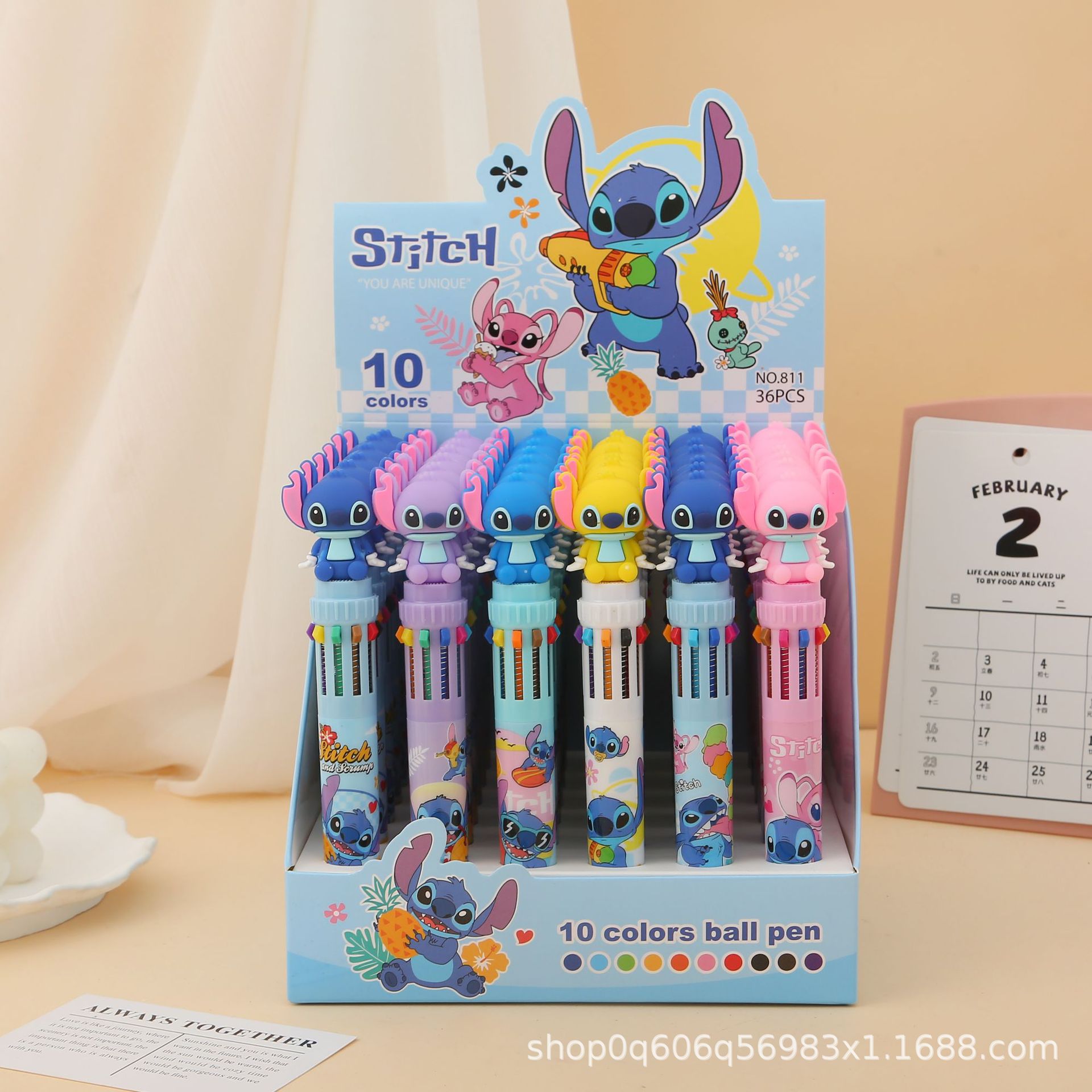 Dibujos animados Stitzi presiona el bolígrafo multicolor en uno para estudiantes de primaria