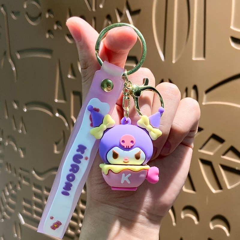 Llavero de dibujos animados de Sanrio con diseño de perro de orejas grandes, colgante, adorno de llavero de Kuromi, artículos pequeños, pequeño regalo