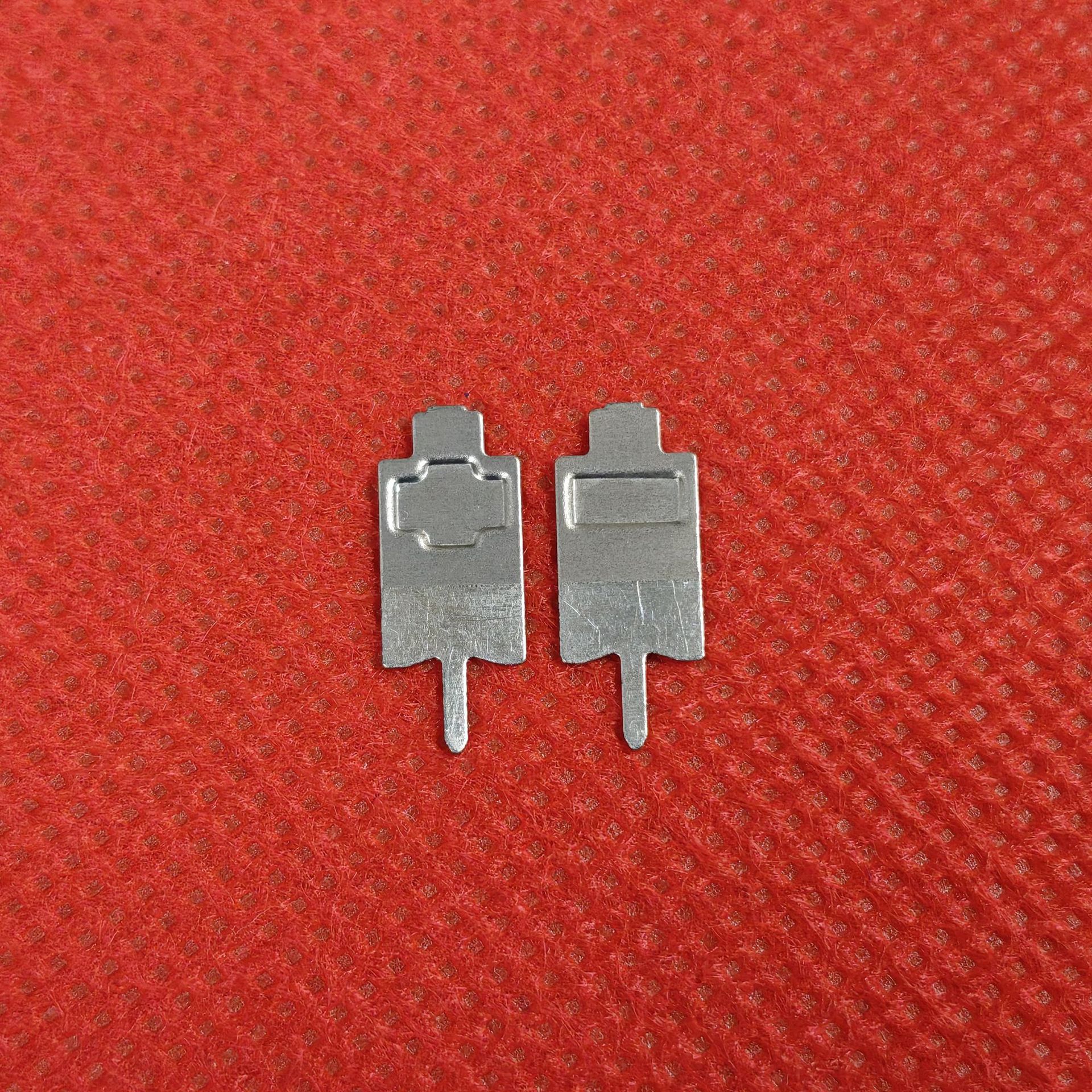 纽扣电池焊片电池连接片电池正负极焊片电池五金片电池脚电池片