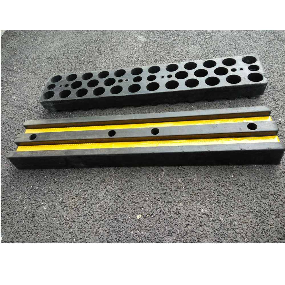 码头物流卸货平台防撞块倒车防撞块 墙面缓冲块汽车橡胶防撞条