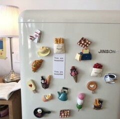 * きれいなおばさん * 冷蔵庫に立体的なクリエイティブな磁気シールを貼って、食べ物パンのメッセージに鉄石を貼ってください。