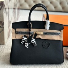 H�^��Ƥ�K���ȫ�װ��b피��汾��ۿ羳����һ�����l