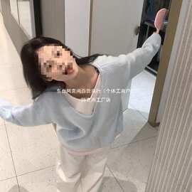 假两件女早秋季新款V领针织衫韩系毛衣慵懒风软糯上衣冰丝