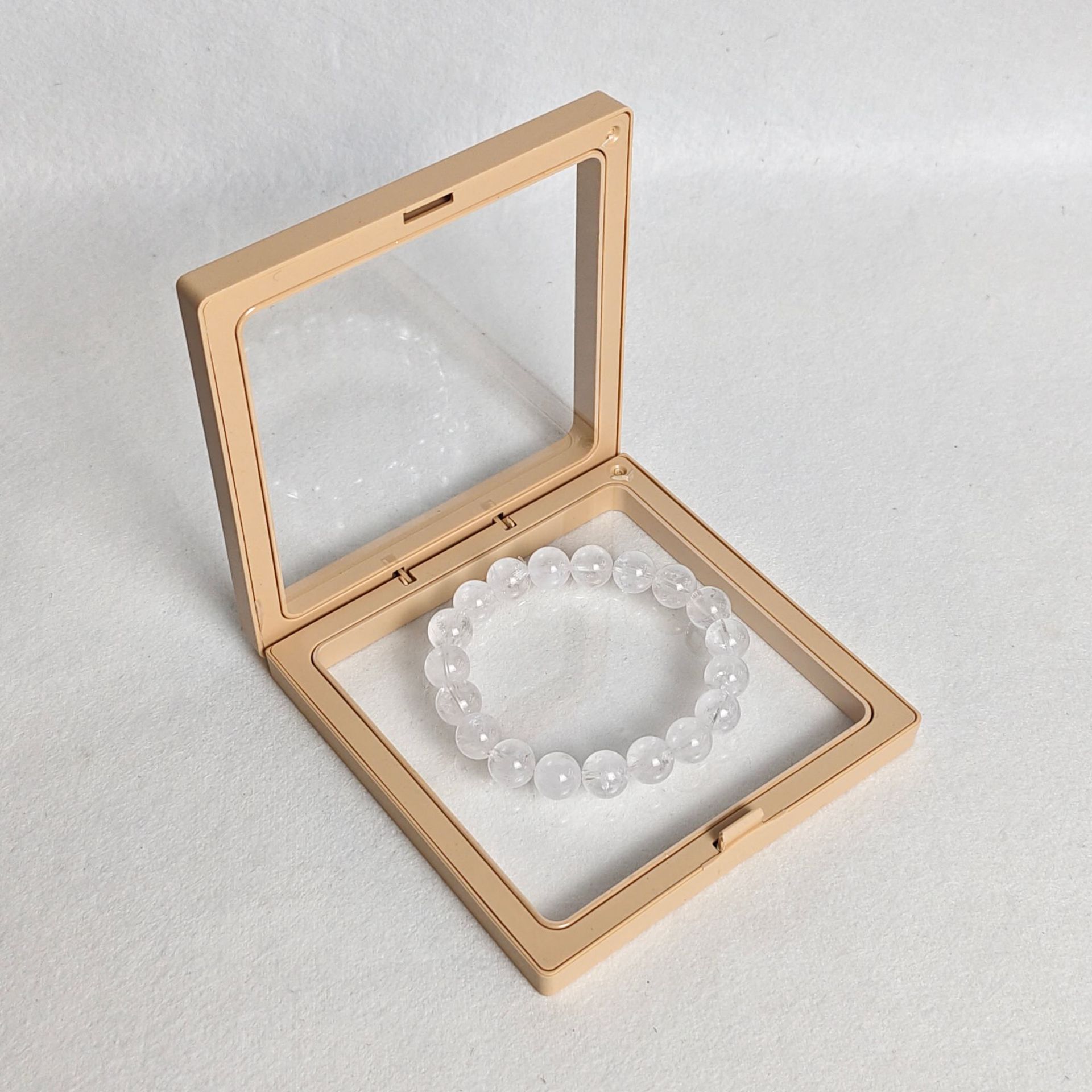 Apricot pe film box; length and width 9*9cm, thickness 2cm