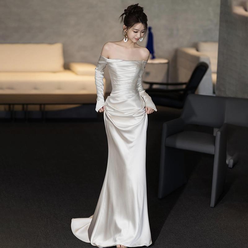 Satin Light Wedding Dress French Style Simple Long-Sleeved off-Shoulder Fishtail Out-of-the-door Yarn Evening Dress for Celebrity Banquet and Hosting Annual Meeting
