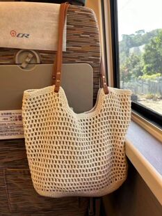 Capacious one-shoulder bag, beach shoulder bag