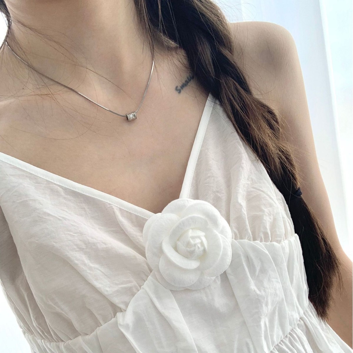 Spilla camelia vintage da donna elegante fermaglio a fiore_voghion.com