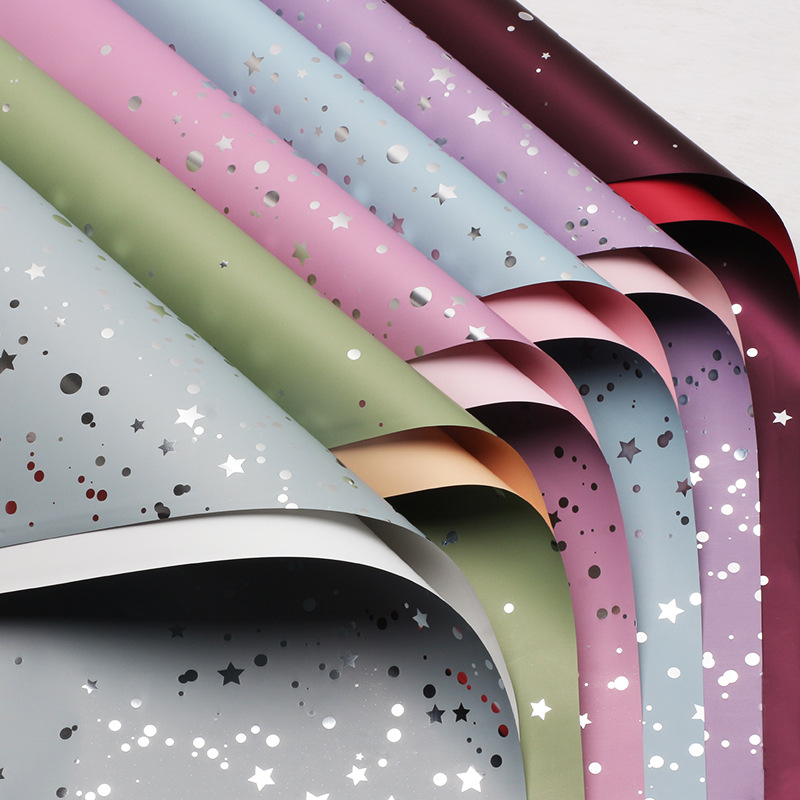 Huaxi Starry Sky Papel de envolver de flores Papel de envolver de plástico plateado caliente aluminizado Florería de bricolaje Material de floristería de alta calidad