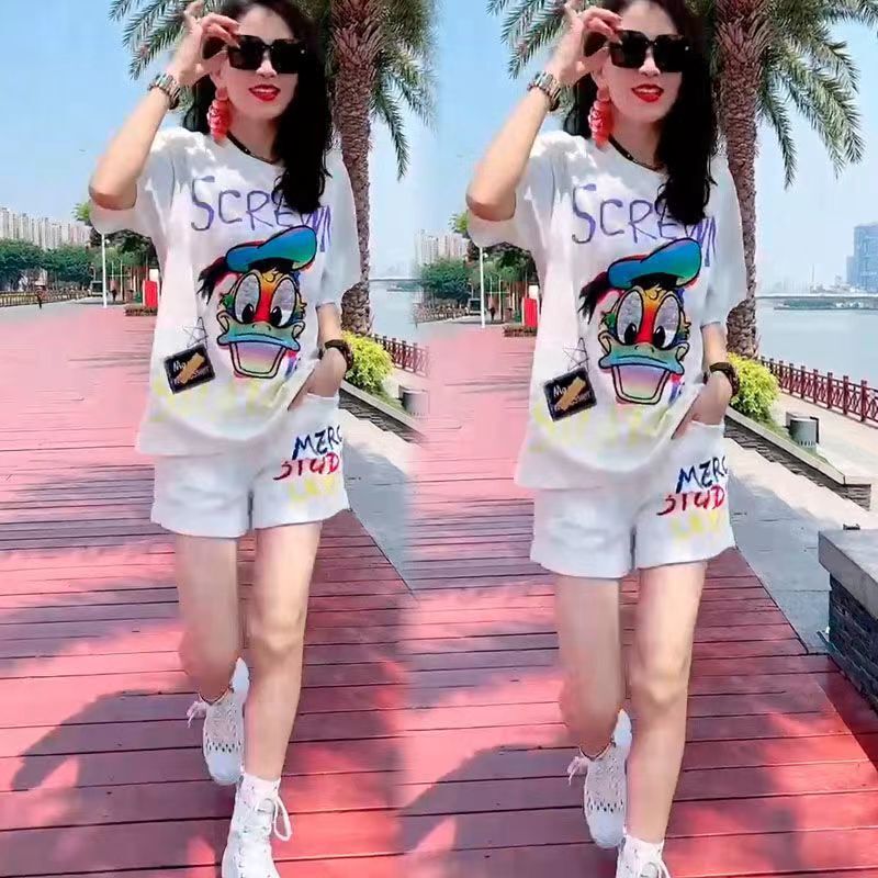 Plus-Size Women's Casual Suit 2026 Summer New Korean Style Cartoon Short-Sleeved Loose Shorts Slimming Two-Piece Set