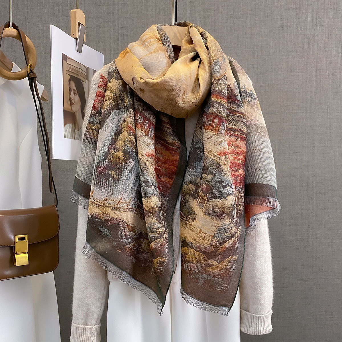 Nuova collezione autunno/inverno 2026: sciarpa in cashmere da donna, sensazione di alta qualità, mantello leggero di lusso con lettera H invernale, scaldacollo spesso e caldo_voghion.com