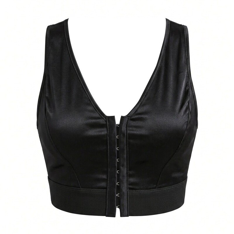 Black padded bra with wide straps, shaping top, side support, comfortable, breathable, manufacturer supply Black padded bra with wide straps, shaping top, side support, comfortable, breathable, manufacturer supply