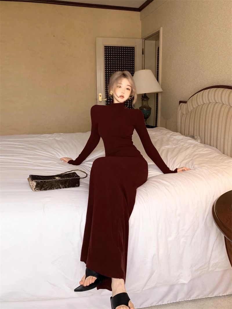Spice Girl Shows Body Half Turtleneck Bottom Hip Dress Female Sexy Slim Burgundy Thin Fishtail Long Skirt_ecoleips.com