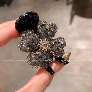 �羳����߶����~��ץ�AŮ��̖�A�Ӹ��Rβ�̶������A�P�l�l�A�^�