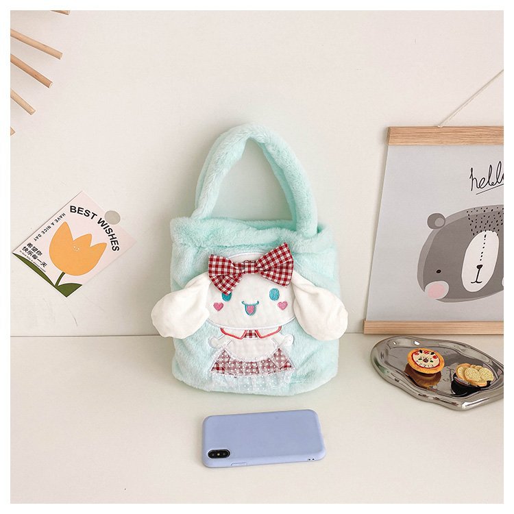 Trendy children's plush bags are in fashion and popularity. Winter children's plush bucket bags, handbags, cartoon little animals, girls' street style undefined