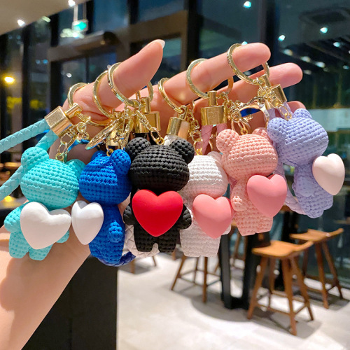 Cartoon yarn love knitted bear pendant car key chain high-end school bag accessories couple key chain wholesale