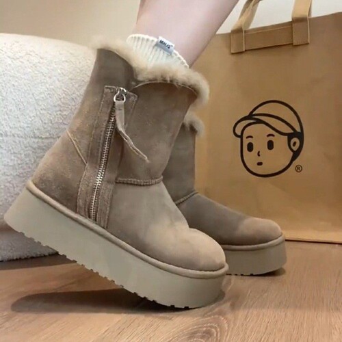 [youshilai] Snow boots women's winter warm cotton shoes  new style plus velvet non-slip Northeast large cotton shoes