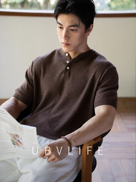 Men's autumn T-shirt