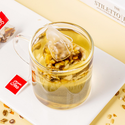 Sishen Soup 25 packs are sold in large quantities and are cost-effective. Barley tea, coix seed, orange peel, poria, yam, lotus seeds, triangular packets of scented tea.