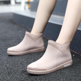 ŮˮЬ�r�г�����Ͳ�ļ�Ů�ӽq��ů�⴩������ˮ����Ь����ĥ