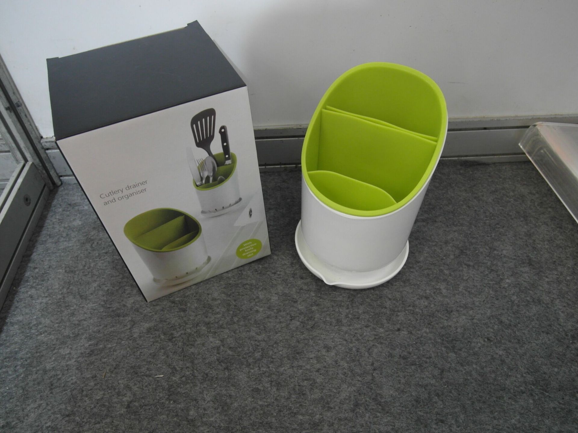 11586278188_973493171