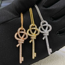 t家新款高版本钥匙项链微笑爱双心笑脸lock绳结马蹄满钻轻奢项链