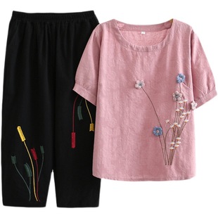 2025 Summer Fashion Middle-Aged and Elderly Mother's Clothing Women's Large Size Loose Cotton Embroidered Short-Sleeved T-Shirt Suit Western Style