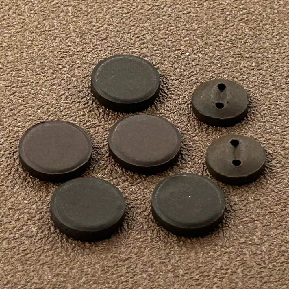 工厂生产负离子火山石纽扣 远红外赭石装饰 优质耐用收腹裤能量石