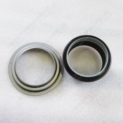 3924986 3925343 3924987 – Oil seal