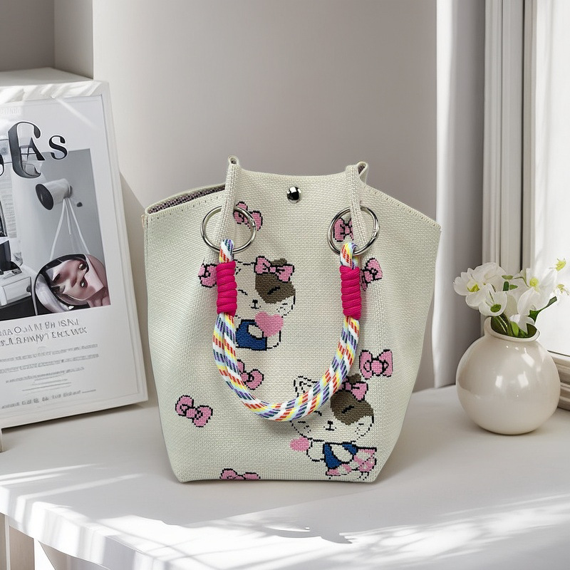 2025 nuevo estilo japonés y coreano bolso de mano de punto de gran capacidad estilo ins bolso de mano casual portátil de todo fósforo diario para mujer image 3