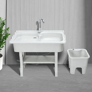 �Ӻ�ʯӢʯ�����̨����һ�w���͎����ϴ�³�ˮ����