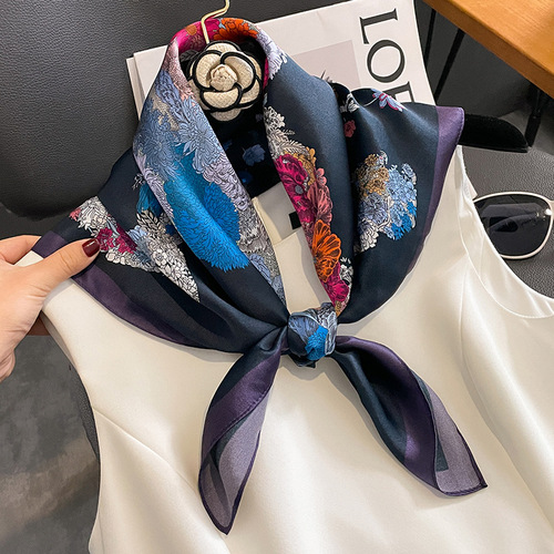 Fashion spring and autumn new temperament small square scarf 70 mulberry silk scarf decorative scarf warm neck scarf shawl silk scarf