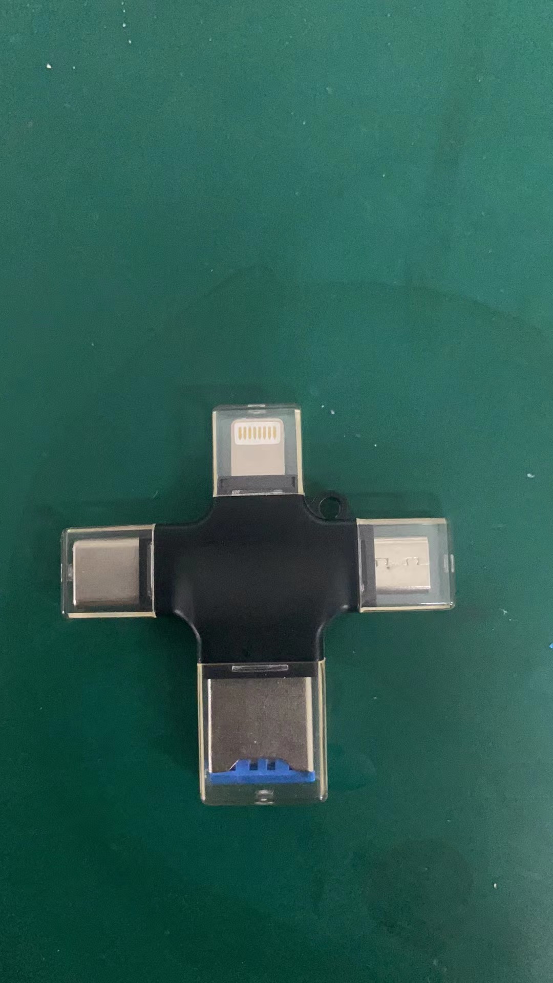 USB3.0 a TF + Apple + Huawei + Android + adaptador Cuatro en Uno Negro