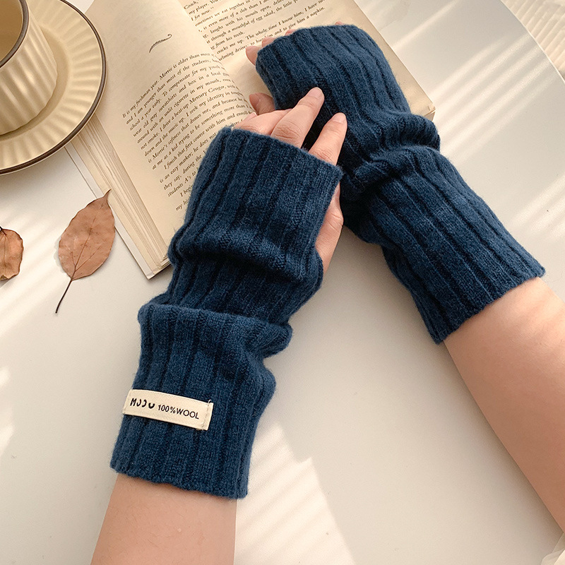 레이크 라이트 벨 블루 [울 파일 스타일]