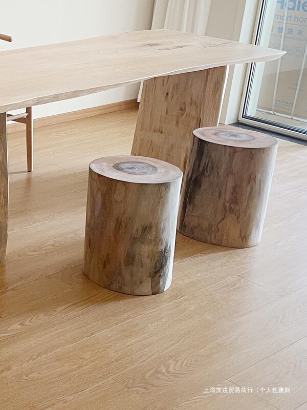 Small Leaf Camphor Wood Stump Carving Coffee Table, Solid Wood Round Stool, Large Tree Stump Tea Table Base, Shoe Changing Stool Base
