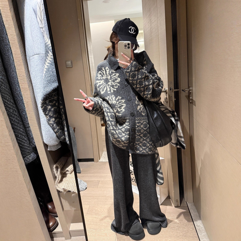 Lapel Fair Isle Sweater Cardigan Women's 2025 Autumn and Winter New Loose Lazy Thickened Knitted Tops Casual Top Lapel Fair Isle Sweater Cardigan Women's 2025 Autumn and Winter New Loose Lazy Thickened Knitted Tops Casual Top