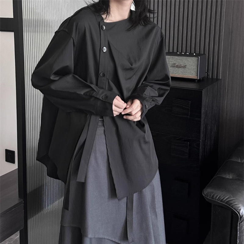 Unique Design Yamamoto Dark Side Button Decorative Pleated Shirt for Women, Spring and Summer Thin Fashion Designer Shirt